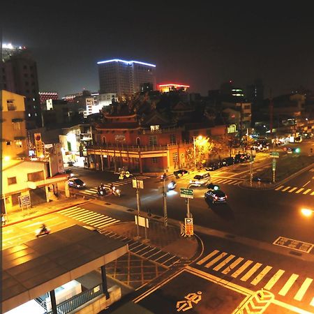 S&E Hotel Tainan Eksteriør billede