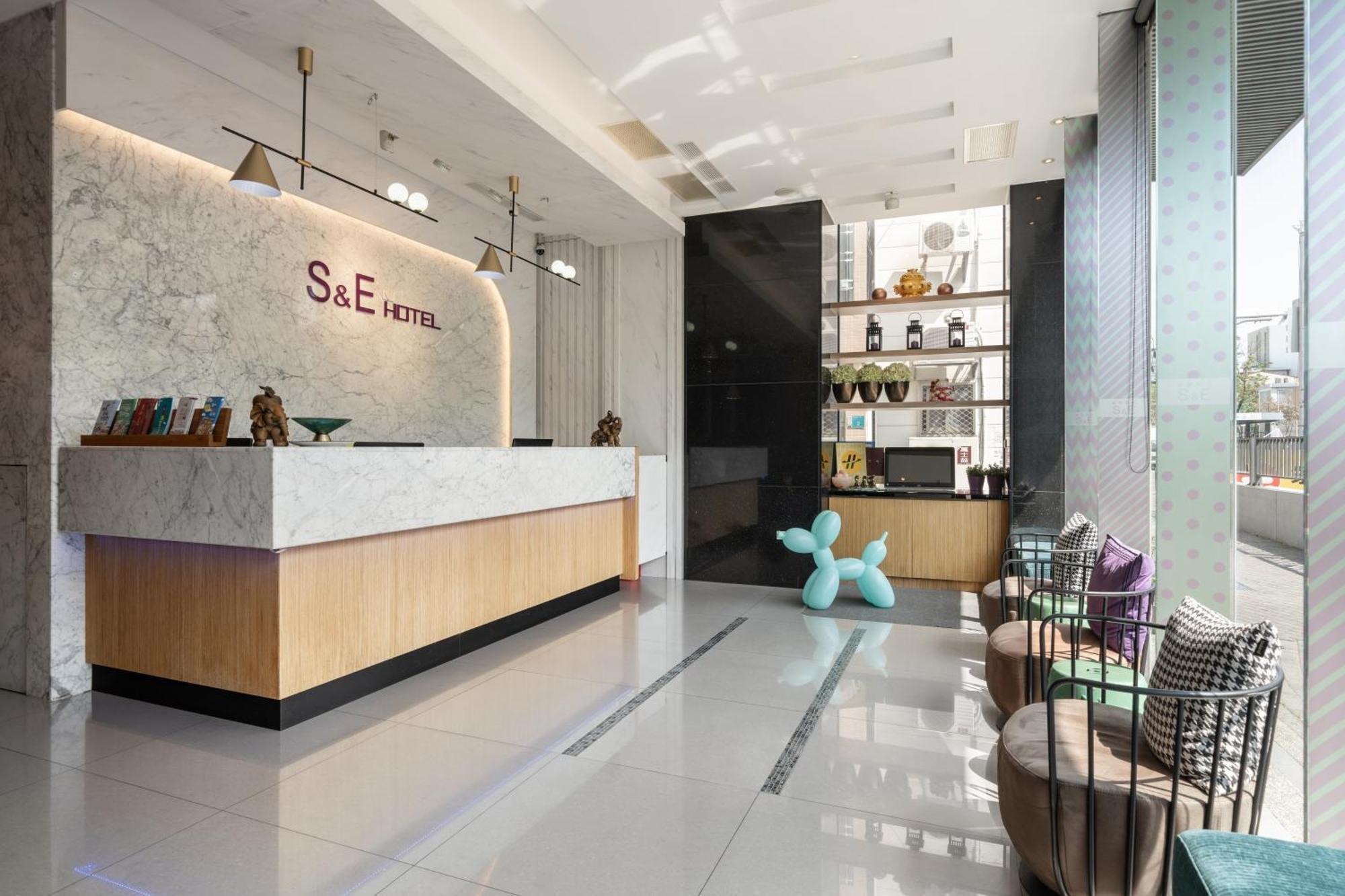 S&E Hotel Tainan Eksteriør billede