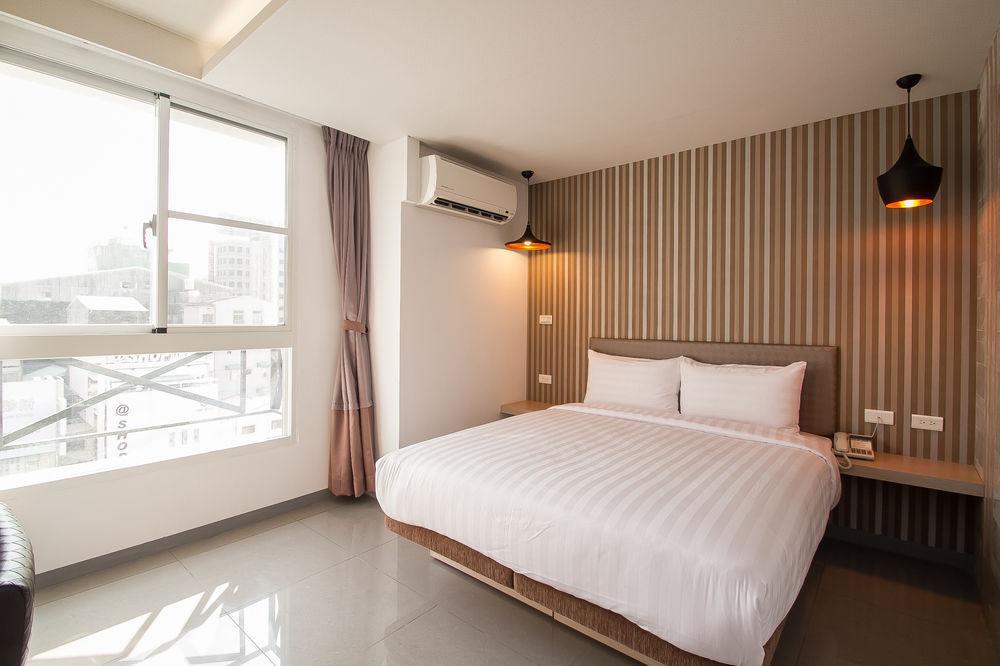 S&E Hotel Tainan Eksteriør billede