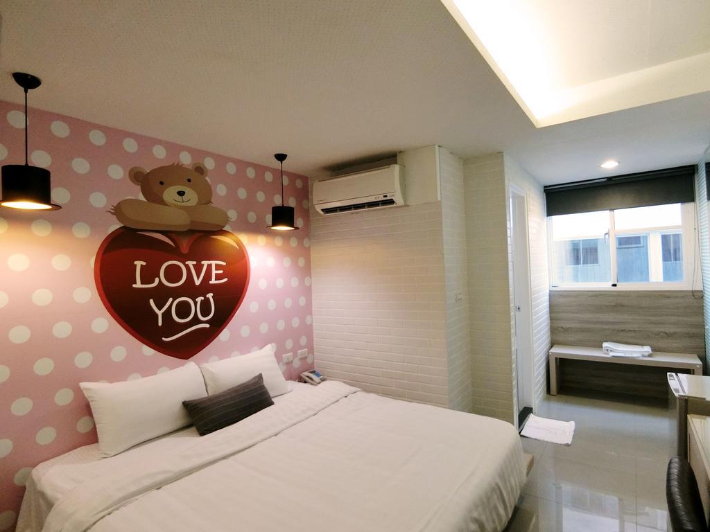 S&E Hotel Tainan Eksteriør billede