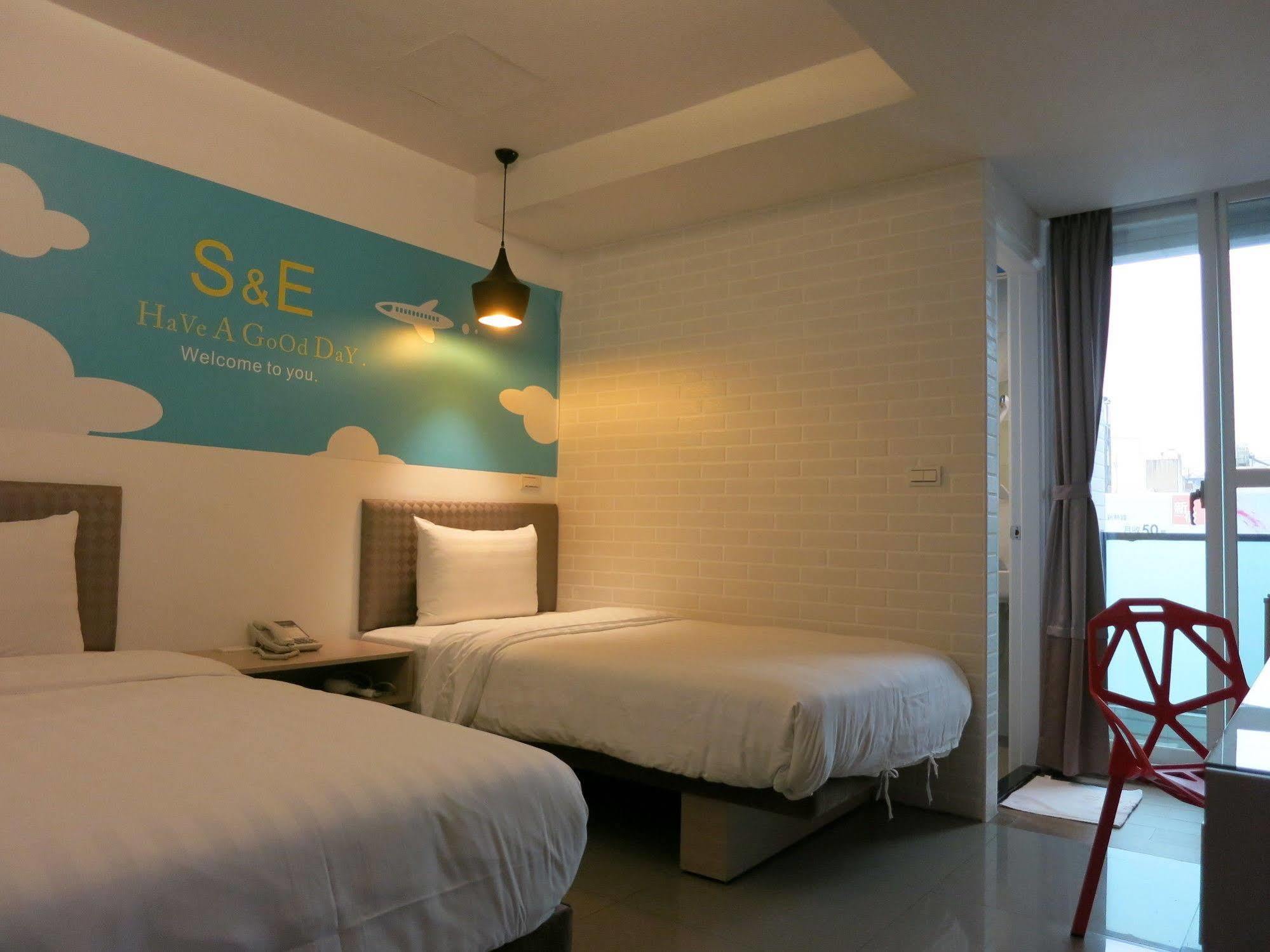 S&E Hotel Tainan Eksteriør billede